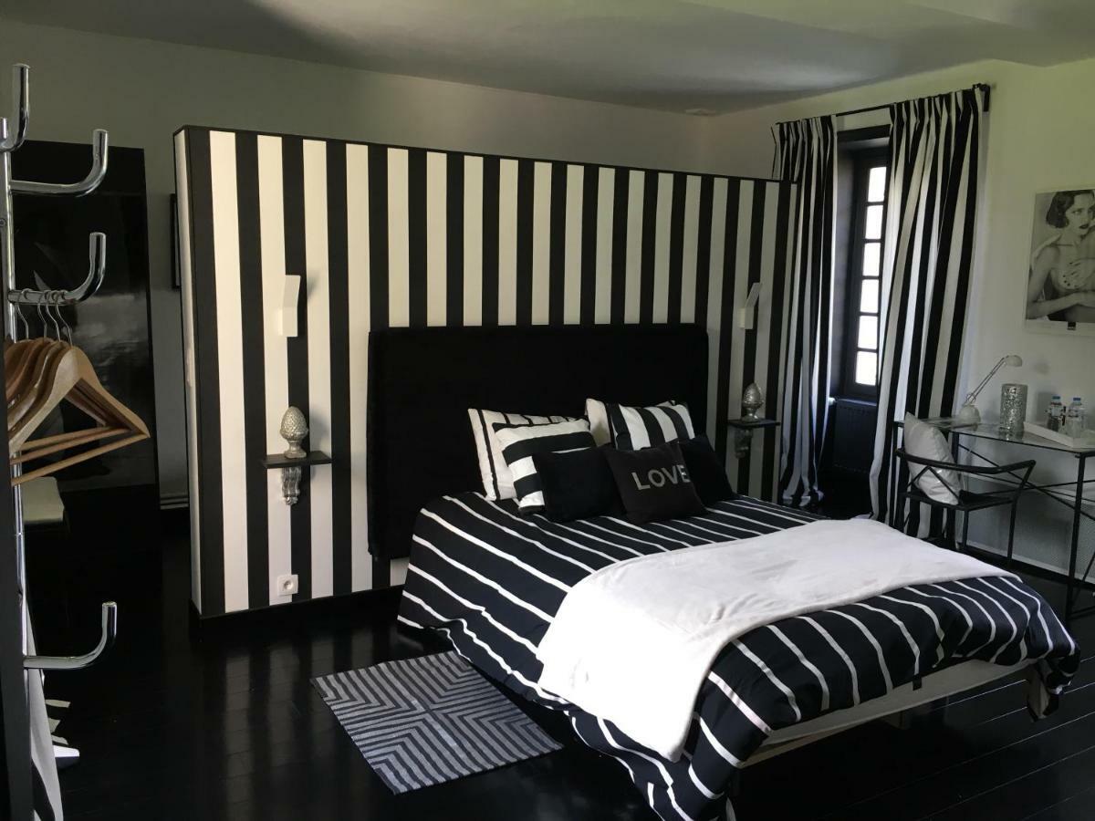 Le Domaine De Cordey Bed & Breakfast Boucé Екстериор снимка